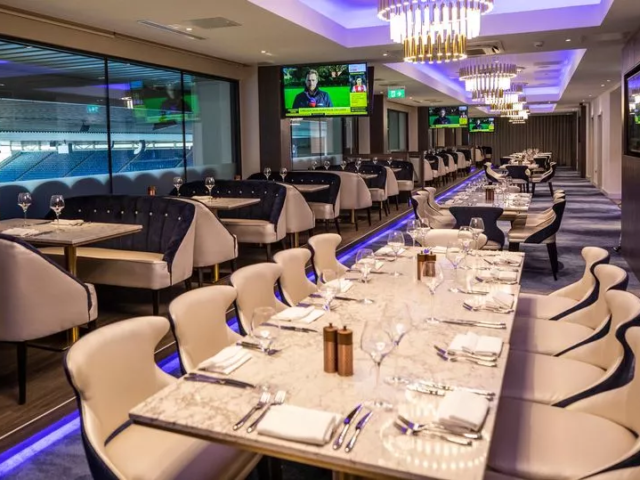 0_110123-Blue-Sky-Lounge-Restaurant-05JPG